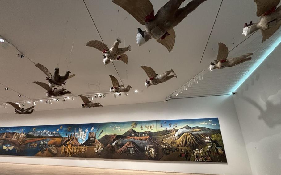 Birds artworks and pictures at Naoshima New Museum of Art